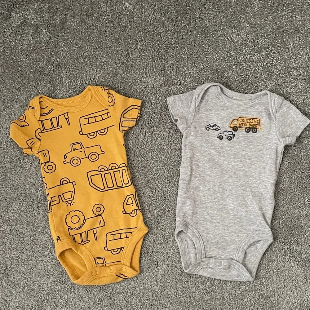 Carter’s truck onesies size newborn